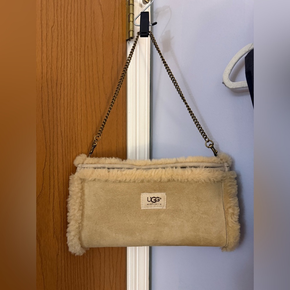 UGG Vintage UGG Beige Suede Hand Muff Clutch bag
